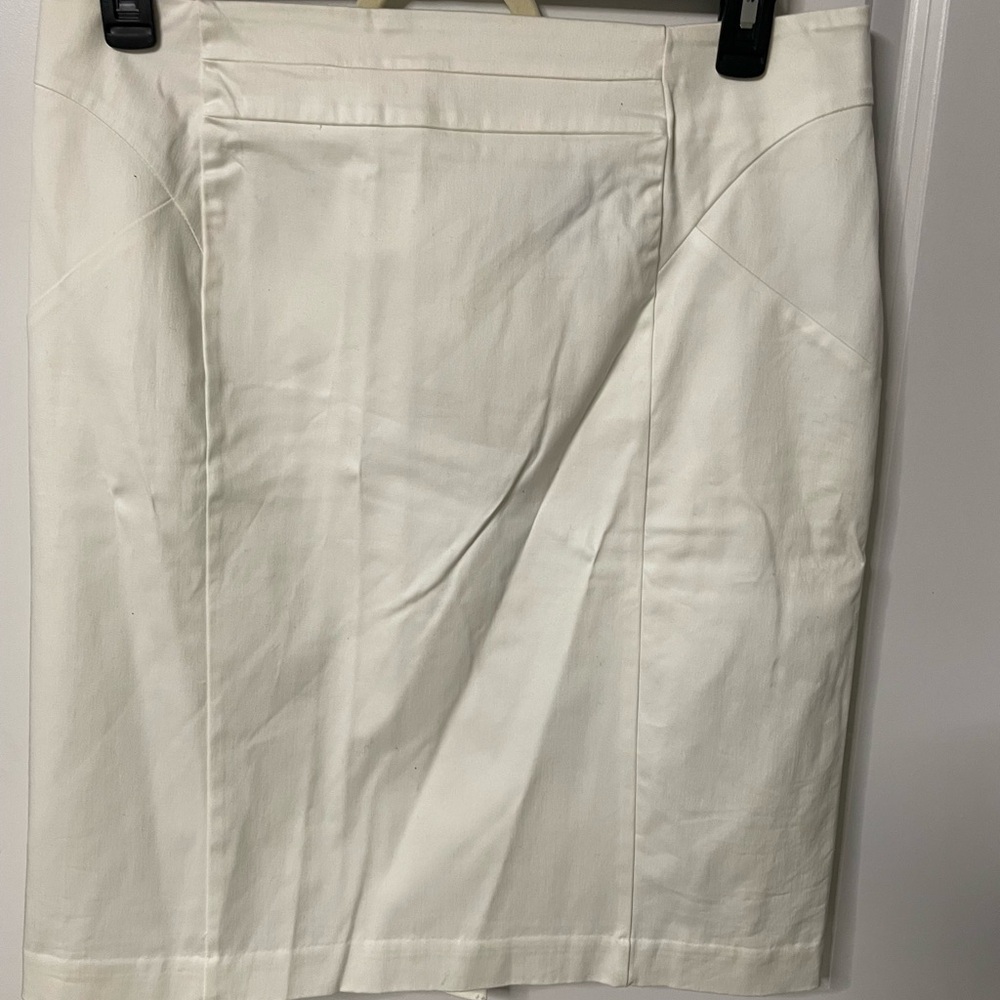 Worthington White Pencil Skirt